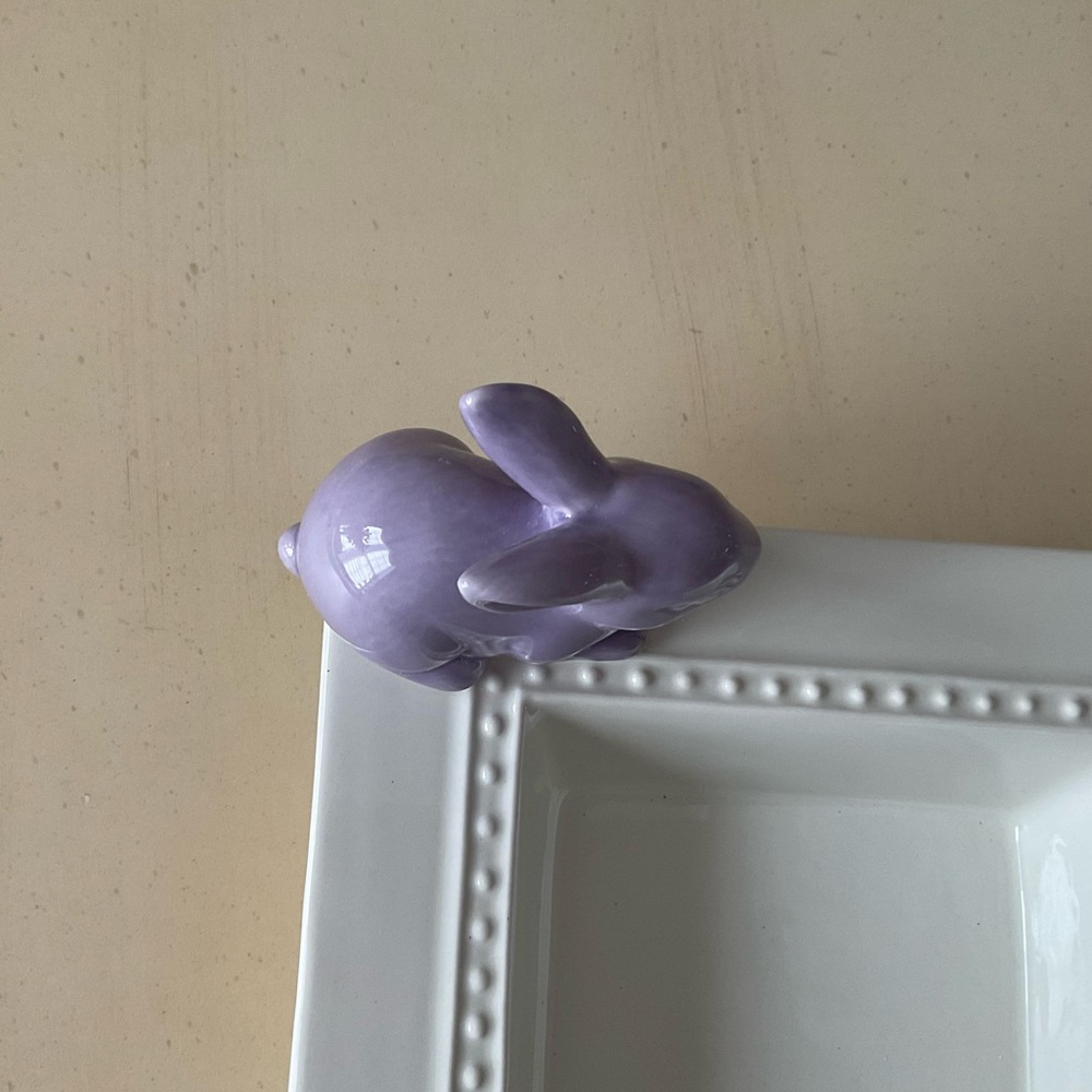 Purple Ceramic Springtime Easter Bunny Rabbit Platter Decoration 🍇 - Picture 5 of 6